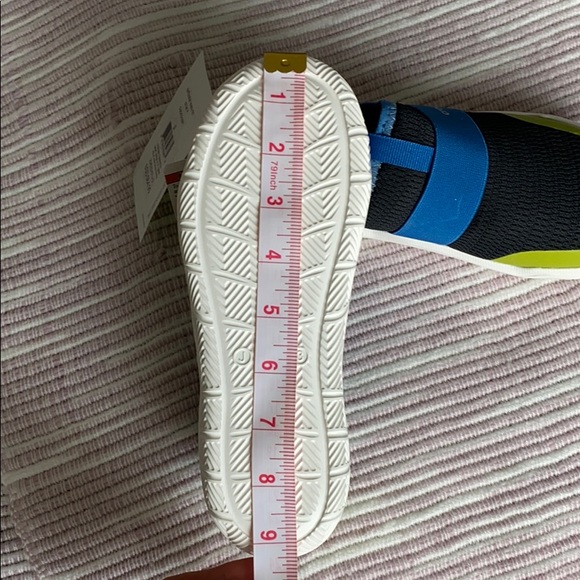 ! Brand new ! CROCS swiftwater soft shoe easy on - Picture 6 of 6